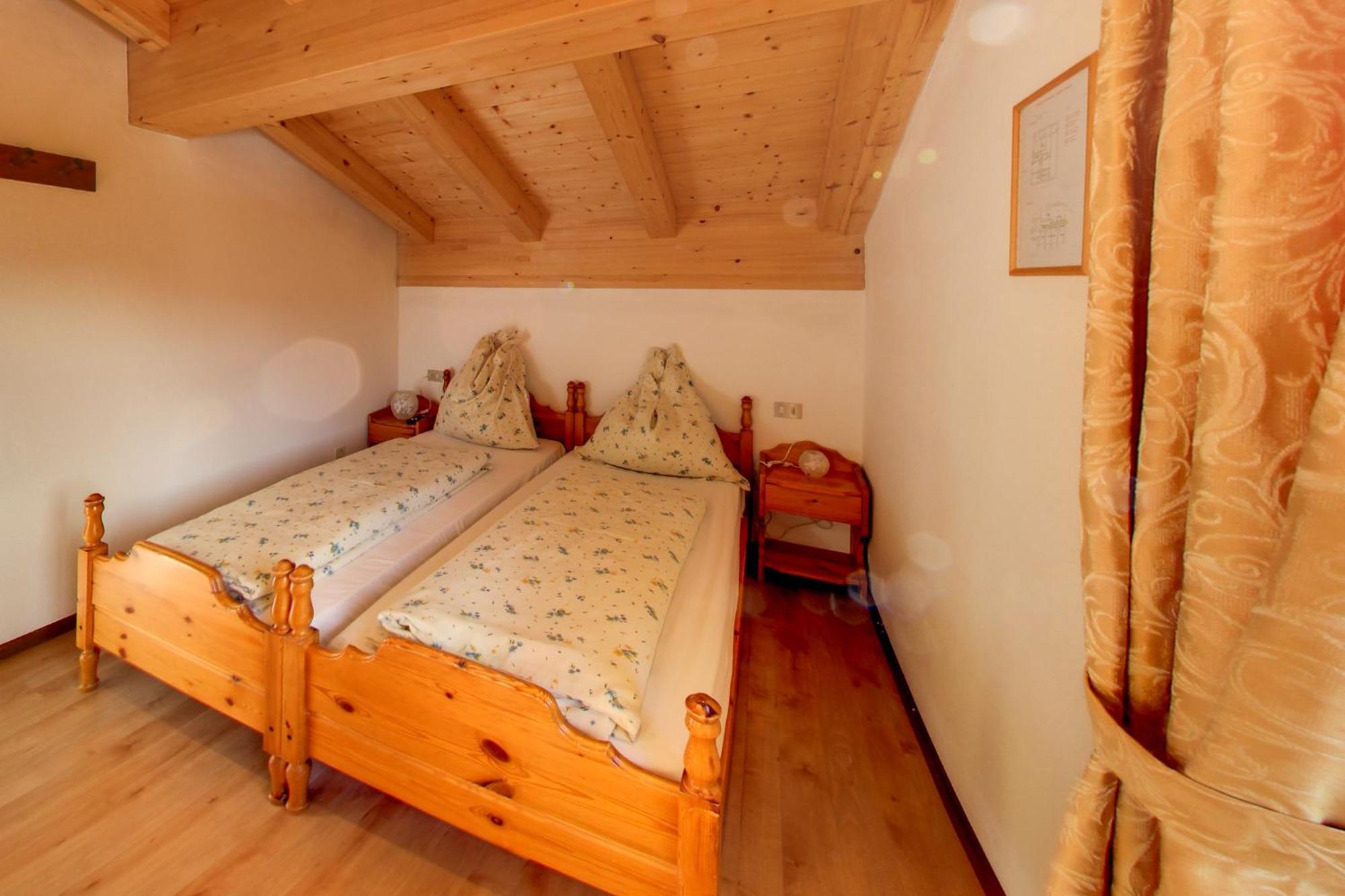 Rifugio Flora Alpina Hotell Passo San Pellegrino Eksteriør bilde