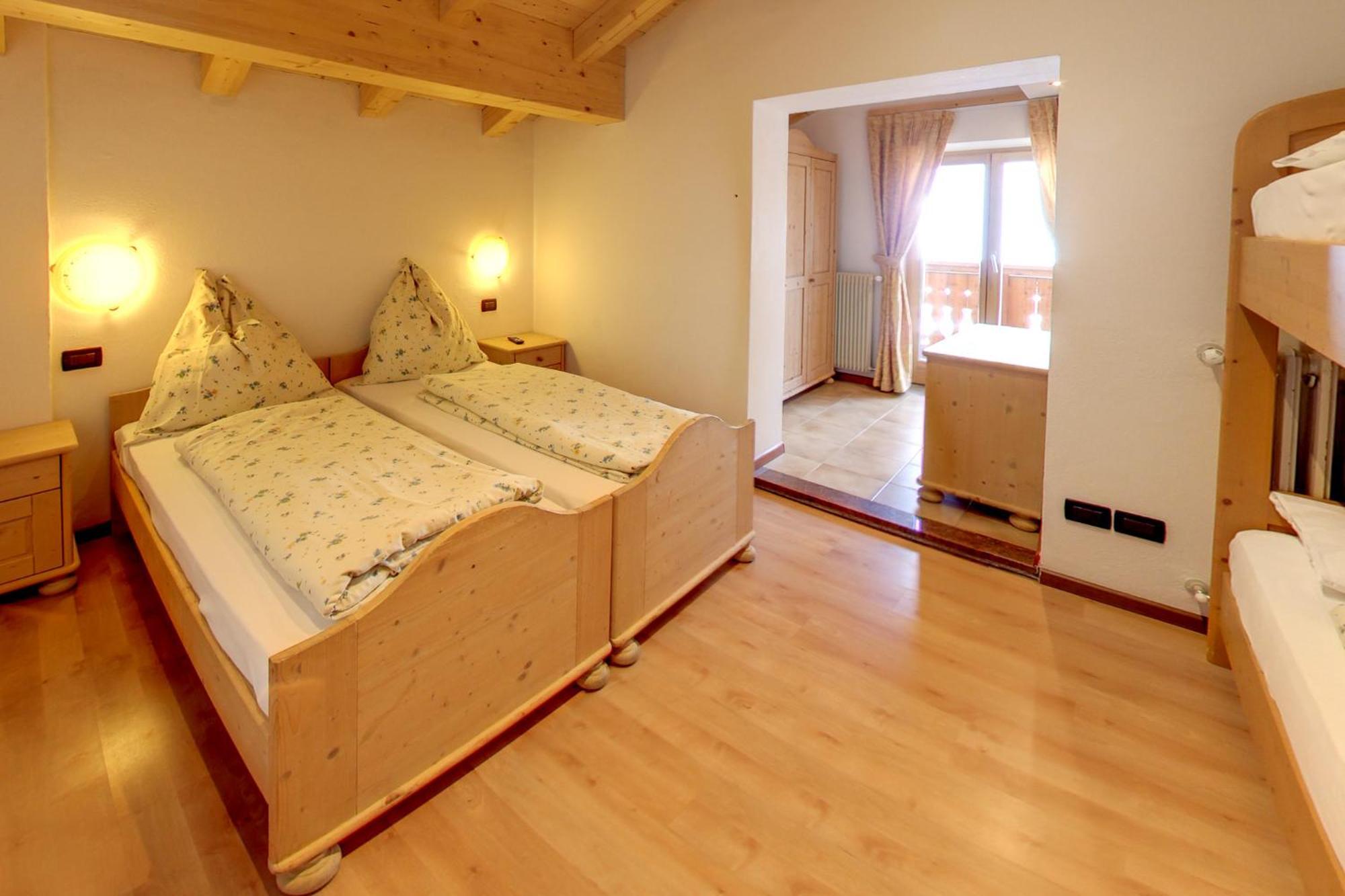 Rifugio Flora Alpina Hotell Passo San Pellegrino Eksteriør bilde